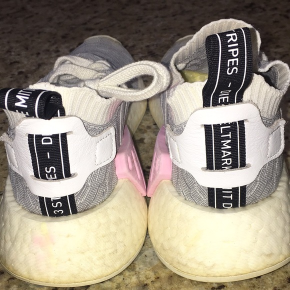 Adidas NMD R2 - Picture 6 of 9